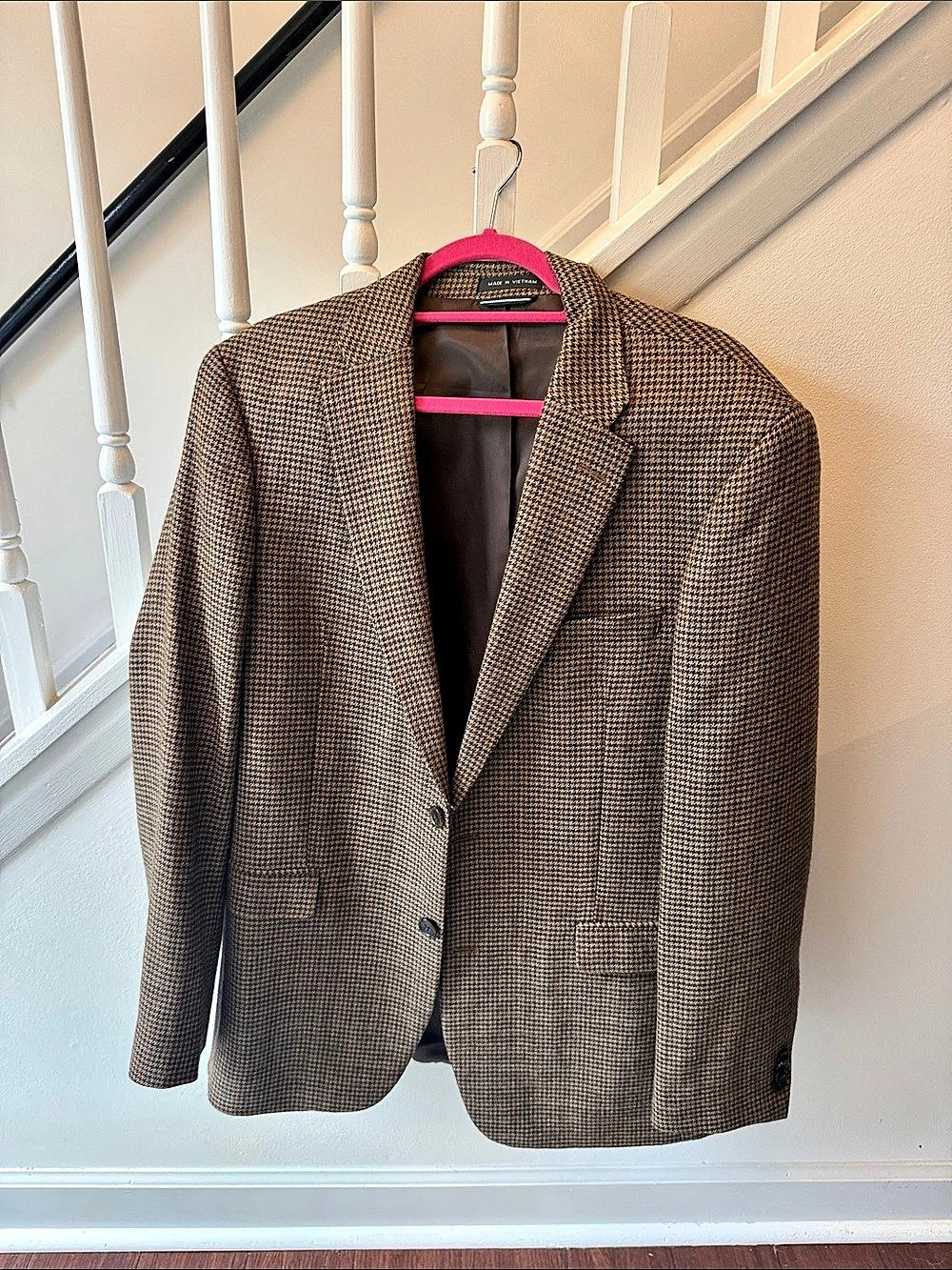 Tommy Hilfiger Houndstooth Blazer in Brown & White 40 Long